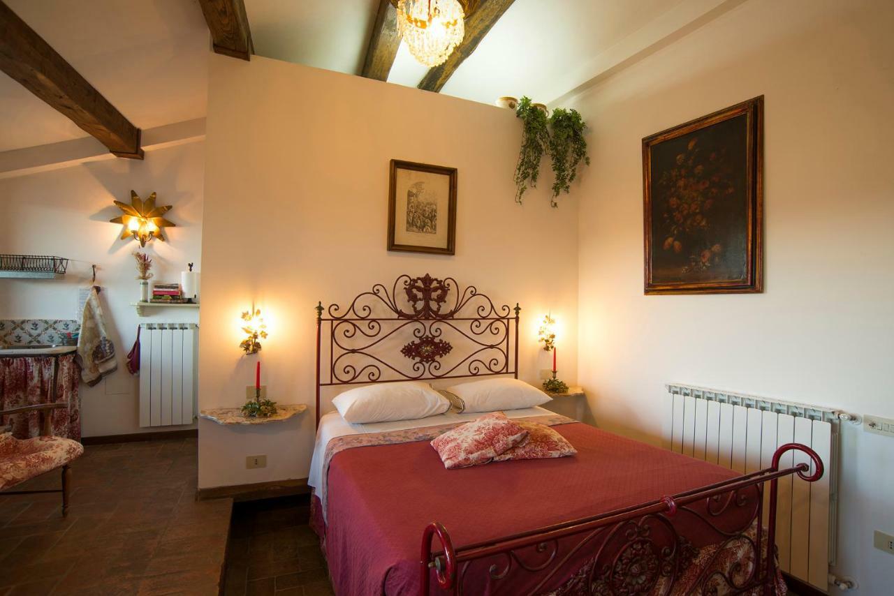 Castello Di Proceno Albergo Diffuso In Dimora D'Epoca Экстерьер фото